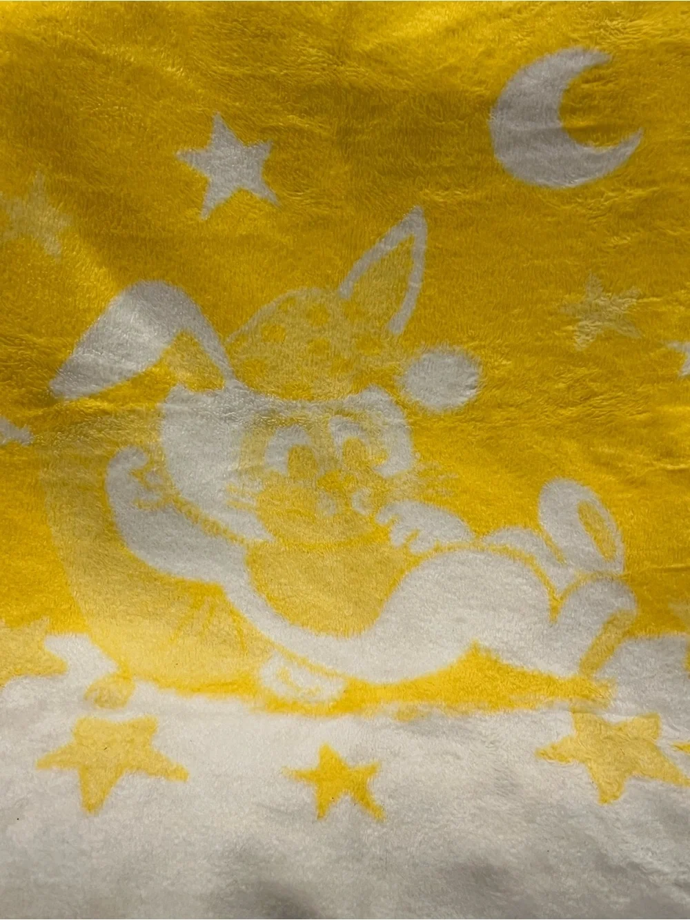 Vtg. Yellow and White Bunny Moon Plush Blanket